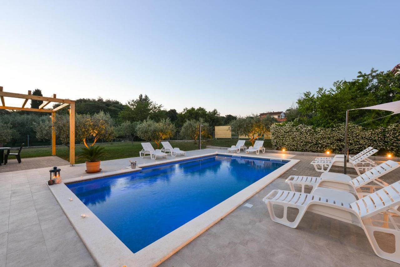 זאדאר Apartments Colak מראה חיצוני תמונה